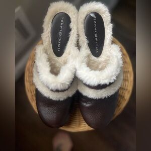 Tommy Hilfiger Merry Vintage y2k leather faux fur trim Platform Clogs